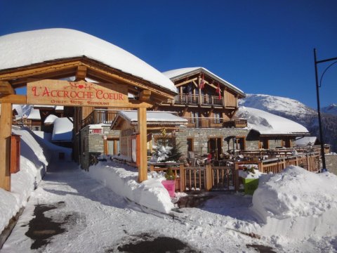 Hôtel-restaurant pour réservation prochaine saison d'hiver pour séjour ski à La Rosière