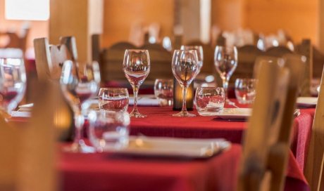 Salle de réception avec hébergement pour un mariage La Rosière